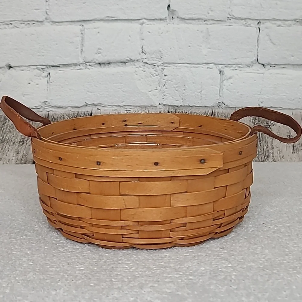 Longaberger Vintage 1997 Classic Darning Basket 15504 with Insert